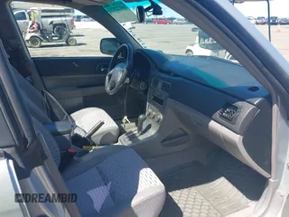 2004 Subaru Forester XS z VIN JF1SG65664H767708, wystawiony jako IAAI lot #40017898 z przebiegiem 54 842 mil mil oraz . Historia ofert i sprzedaży dostępna na DreamBid. Obrazek 5.
