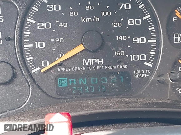 2001 Chevrolet Tahoe LS with VIN 1GNEK13T41J278818, listed as a IAAI auction lot 42125186 with 243,319 mi miles. Bid and sale history available at carsss.com. Image 12.