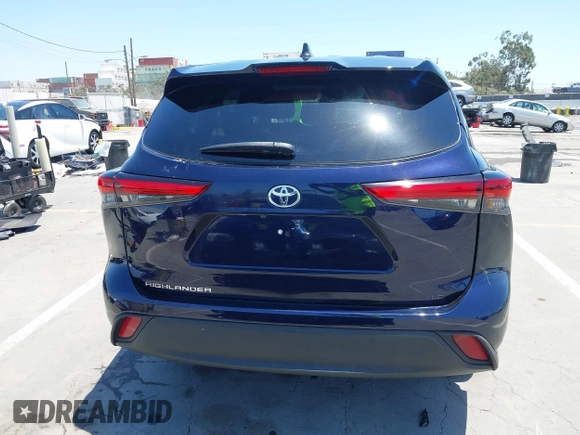 2022 Toyota Highlander LE with VIN 5TDZZRAH2NS550598, listed as a IAAI auction lot 42317212 with 42,102 mi miles and . Bid and sale history available at DreamBid. Image 17.