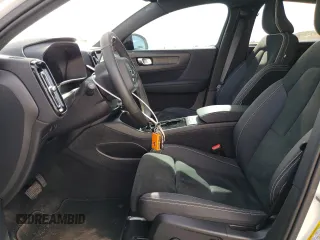 2022 Volvo C40 Recharge Pure Electric Ultimate with VIN YV4ED3GB5N2005660, listed as a Copart auction lot 48310004 with 21,313 mi miles. Bid and sale history available at carsss.com. Image 7.