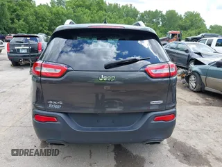 2016 Jeep Cherokee Latitude с VIN 1C4PJMCS3GW118356, выставлен на аукционе IAAI как лот 42342091 с пробегом 143 726 миль миль и . История ставок и продаж доступна на DreamBid. Изображение 16.