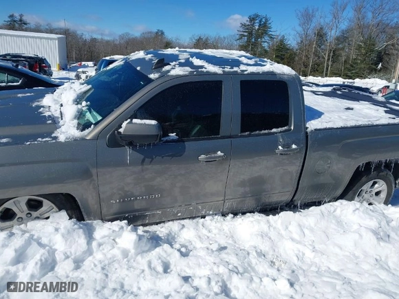 2017 Chevrolet Silverado 1500 LT with VIN 1GCVKREC9HZ214760, listed as a IAAI auction lot 41533966 with NaN miles. Bid and sale history available at carsss.com. Image 14.