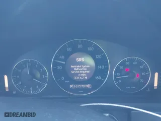 2009 Mercedes-Benz CLK-Class 3.5L with VIN WDBTK56F89T106562, listed as a IAAI auction lot 41313426 with 161,578 mi miles. Bid and sale history available at carsss.com. Image 7.