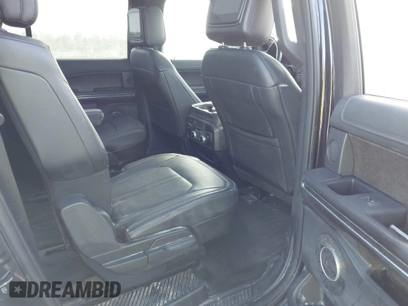2018 Ford Expedition Max Limited с VIN 1FMJK2AT8JEA49370, выставлен на аукционе IAAI как лот 40534378 с пробегом Не указан миль и . История ставок и продаж доступна на DreamBid. Изображение 8.