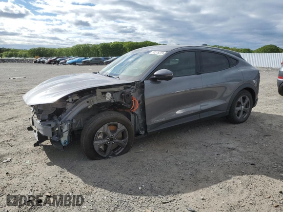 2021 Ford Mustang Mach-E Select z VIN 3FMTK1SSXMMA34697, wystawiony jako Copart lot #57275315 z przebiegiem 184 862 mil mil oraz Tytuł czysty. Historia ofert i sprzedaży dostępna na DreamBid. Obrazek 1.