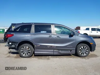 2024 Honda Odyssey EX-L with VIN 5FNRL6H63RB037259, listed as a IAAI auction lot 41665850 with 2,710 mi miles and . Bid and sale history available at DreamBid. Image 14.