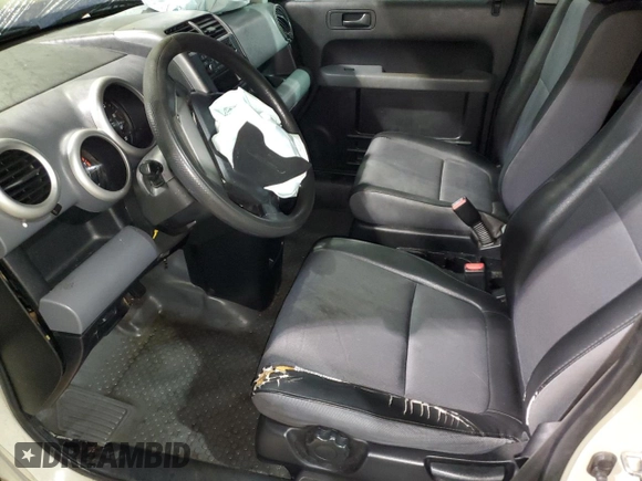 2005 Honda Element LX with VIN 5J6YH18325L009895, listed as a Copart auction lot 85440514 with Not Provided miles and Clean Title. Bid and sale history available at DreamBid. Image 7.