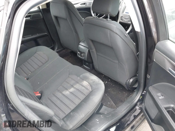 2020 Ford Fusion SE with VIN 3FA6P0LU9LR140840, listed as a IAAI auction lot 42182056 with 35,542 mi miles and . Bid and sale history available at DreamBid. Image 8.