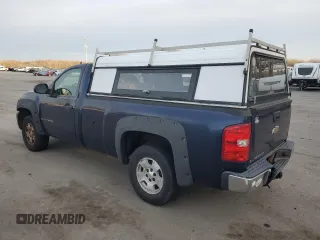 2009 Chevrolet Silverado 1500 Work Truck with VIN 1GCEC14X79Z170147, listed as a Copart auction lot 86993404 with 279,741 mi miles and Clean Title. Bid and sale history available at DreamBid. Image 2.