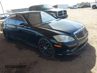 2007 Mercedes-Benz S 550 z VIN WDDNG71X77A086939, wystawiony jako IAAI lot #42262624 z przebiegiem 113 545 mil mil oraz . Historia ofert i sprzedaży dostępna na DreamBid. Obrazek 1.