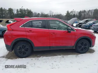 2019 Mitsubishi Eclipse Cross LE z VIN JA4AT4AA0KZ027895, wystawiony jako IAAI lot #41300266 z przebiegiem 87 993 mil mil oraz . Historia ofert i sprzedaży dostępna na DreamBid. Obrazek 13.