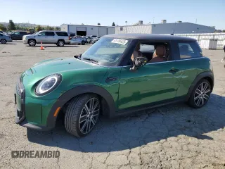 2022 MINI Hardtop Cooper S with VIN WMW53DH0XN2R97333, listed as a Copart auction lot 63158425 with 17,251 mi miles and Salvage title. Bid and sale history available at DreamBid. Image 1.