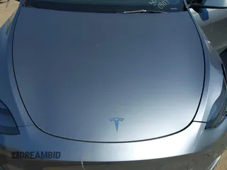 2024 Tesla Model Y Long Range with VIN 7SAYGDEE5RA290907, listed as a IAAI auction lot 41705170 with 4,099 mi miles. Bid and sale history available at carsss.com. Image 10.
