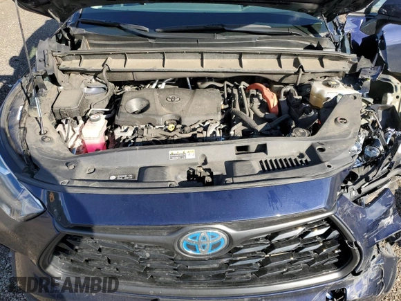 2021 Toyota Highlander Hybrid Limited with VIN 5TDXBRCH7MS048435, listed as a Copart auction lot 47585725 with 104,197 mi miles and Salvage title. Bid and sale history available at DreamBid. Image 12.