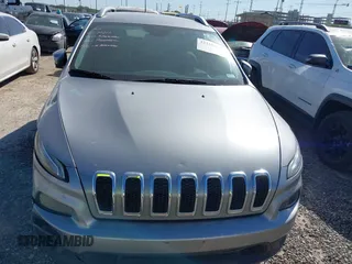 2017 Jeep Cherokee Latitude with VIN 1C4PJLCBXHW573751, listed as a IAAI auction lot 42220184 with 127,362 mi miles and . Bid and sale history available at DreamBid. Image 12.