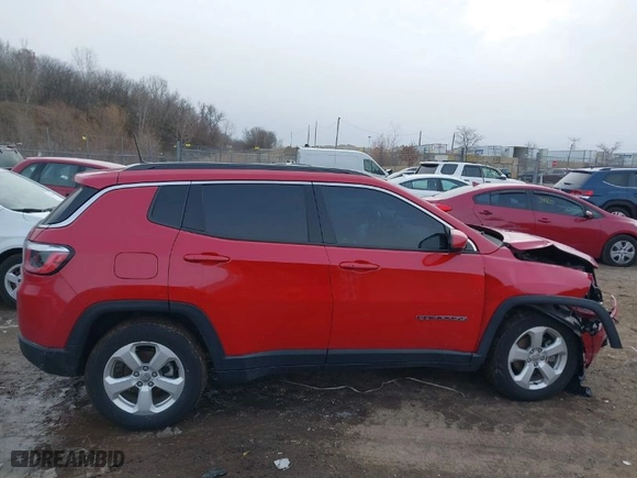 2019 Jeep Compass Latitude with VIN 3C4NJCBB1KT782351, listed as a IAAI auction lot 41241262 with 90,362 mi miles. Bid and sale history available at carsss.com. Image 14.