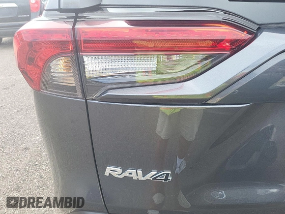 2022 Toyota RAV4 XLE with VIN 2T3P1RFV5NC282921, listed as a IAAI auction lot 42840420 with 43,470 mi miles and . Bid and sale history available at DreamBid. Image 17.