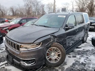 2022 Jeep Wagoneer Series I with VIN 1C4SJVAT1NS228113, listed as a Copart auction lot 43786885 with 8,473 mi miles and Salvage title. Bid and sale history available at DreamBid. Image 1.
