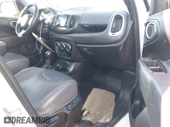 2014 FIAT 500L Lounge with VIN ZFBCFACH9EZ004041, listed as a IAAI auction lot 41366234 with 106,769 mi miles and . Bid and sale history available at DreamBid. Image 5.
