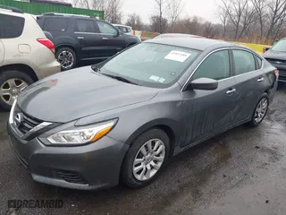2017 Nissan Altima 2.5 SR with VIN 1N4AL3AP3HC175674, listed as a IAAI auction lot 41833588 with 76,793 mi miles. Bid and sale history available at carsss.com. Image 18.