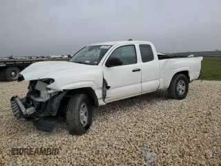 2021 Toyota Tacoma SR z VIN 3TYRX5GNXMT015985, wystawiony jako Copart lot #47067545 z przebiegiem 130 660 mil mil oraz Czysty tytuł • Clean title. Historia ofert i sprzedaży dostępna na DreamBid. Obrazek 1.