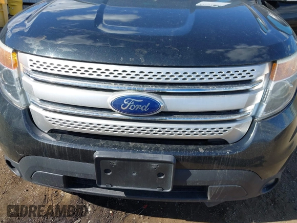 2013 Ford Explorer XLT with VIN 1FM5K8D82DGC91818, listed as a IAAI auction lot 42207489 with 242,496 mi miles and . Bid and sale history available at carsss.com. Image 6.