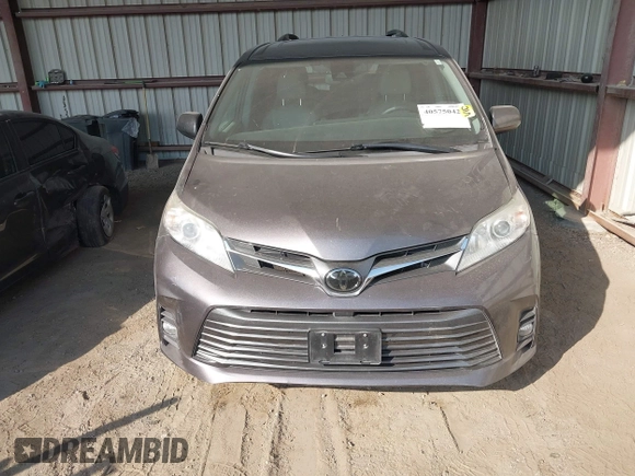 2019 Toyota Sienna XLE Auto Access Seat with VIN 5TDYZ3DC1KS986993, listed as a IAAI auction lot 40575042 with 73,581 mi miles. Bid and sale history available at carsss.com. Image 12.