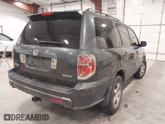 2006 Honda Pilot EX z VIN 2HKYF18466H504644, wystawiony jako IAAI lot #41949350 z przebiegiem 256 464 mil mil oraz . Historia ofert i sprzedaży dostępna na DreamBid. Obrazek 4.