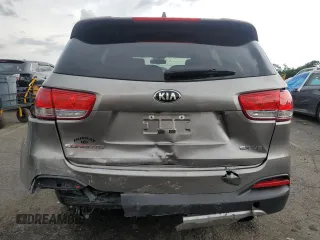 2017 Kia Sorento EX with VIN 5XYPHDA54HG289897, listed as a Copart auction lot 63562265 with 63,057 mi miles and Salvage title. Bid and sale history available at DreamBid. Image 6.