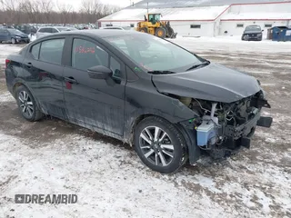 2021 Nissan Versa SV z VIN 3N1CN8EV4ML821650, wystawiony jako IAAI lot #41586242 z przebiegiem 106 508 mil mil oraz . Historia ofert i sprzedaży dostępna na DreamBid. Obrazek 1.