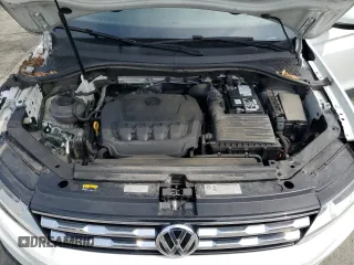 2018 Volkswagen Tiguan S z VIN 3VV1B7AX1JM072635, wystawiony jako Copart lot #58413425 z przebiegiem 79 514 mil mil oraz Szkoda całkowita • Salvage title. Historia ofert i sprzedaży dostępna na DreamBid. Obrazek 12.