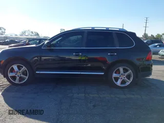 2006 Porsche Cayenne Turbo with VIN WP1AC29P46LA91061, listed as a IAAI auction lot 41302590 with 159,035 mi miles. Bid and sale history available at carsss.com. Image 14.