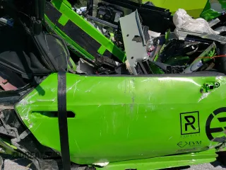 2016 Lamborghini Huracan LP 610-4 z VIN ZHWUR1ZF2GLA05076, wystawiony jako Copart lot #67934793 z przebiegiem Nie podano mil oraz Szkoda całkowita • Salvage title. Historia ofert i sprzedaży dostępna na DreamBid. Obrazek 10.