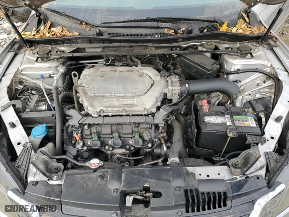 2015 Honda Accord Sedan EX-L with VIN 1HGCR3F81FA005536, listed as a Copart auction lot 81246184 with 97,230 mi miles and Salvage Title. Bid and sale history available at carsss.com. Image 11.
