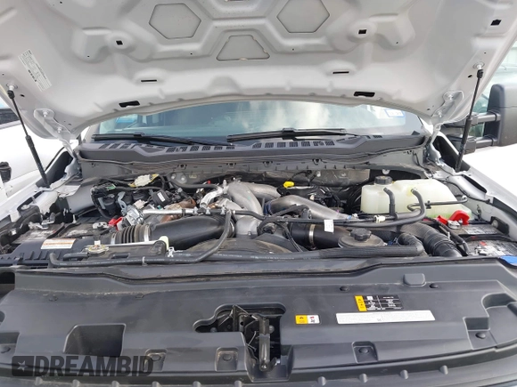 2025 Ford F-250 XL with VIN 1FT7W2BT9SEC54537, listed as a IAAI auction lot 42714592 with 6,334 mi miles and . Bid and sale history available at DreamBid. Image 10.