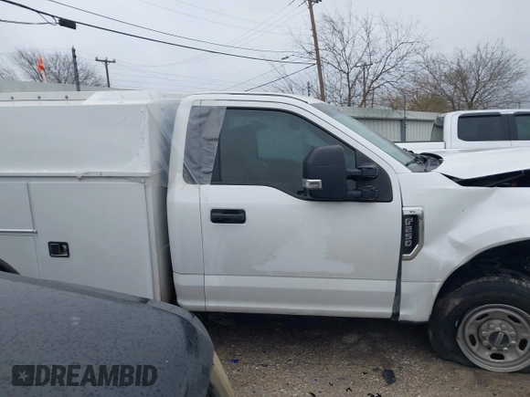 2019 Ford F-250 XL with VIN 1FDBF2A66KEC96889, listed as a IAAI auction lot 41293612 with 65,445 mi miles and . Bid and sale history available at DreamBid. Image 13.