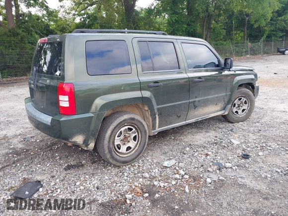 2008 Jeep Patriot Sport with VIN 1J8FT28W28D713825, listed as a IAAI auction lot 42471636 with 227,898 mi miles and . Bid and sale history available at DreamBid. Image 4.