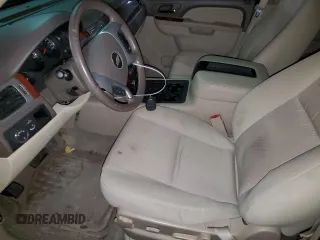2013 Chevrolet Tahoe LS with VIN 1GNSCAE02DR126495, listed as a Copart auction lot 45039555 with 223,694 mi miles and Clean title. Bid and sale history available at DreamBid. Image 7.