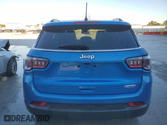 2022 Jeep Compass Latitude with VIN 3C4NJCBB7NT119404, listed as a Copart auction lot 81812534 with 48,743 mi miles and Salvage Title. Bid and sale history available at DreamBid. Image 6.