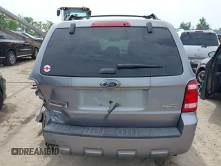 2008 Ford Escape XLT с VIN 1FMCU931X8KB99581, выставлен на аукционе IAAI как лот 42681620 с пробегом 117 607 миль миль и . История ставок и продаж доступна на DreamBid. Изображение 17.