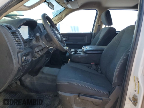 2019 Ram 3500 Tradesman with VIN 3C63R3GL0KG719615, listed as a Copart auction lot 85771924 with 241,921 mi miles and Clean Title. Bid and sale history available at carsss.com. Image 7.