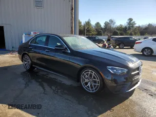 2021 Mercedes-Benz E-Class E 350 with VIN W1KZF8DB3MA873277, listed as a Copart auction lot 41870425 with 47,915 mi miles and Salvage Title. Bid and sale history available at carsss.com. Image 4.