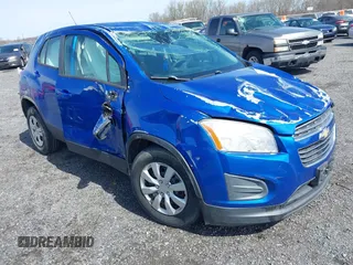 2016 Chevrolet Trax LS z VIN KL7CJKSB2GB584109, wystawiony jako IAAI lot #41937617 z przebiegiem 127 901 mil mil oraz . Historia ofert i sprzedaży dostępna na DreamBid. Obrazek 1.