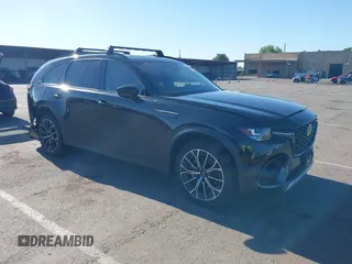 2025 Mazda CX-70 Premium Plus with VIN JM3KJEHA8S1100304, listed as a IAAI auction lot 42261867 with 2,678 mi miles and . Bid and sale history available at DreamBid. Image 1.