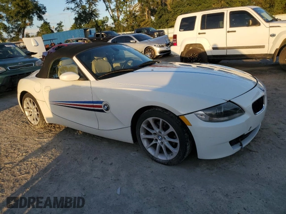2008 BMW Z4 3.0i z VIN 4USBU335X8LW74196, wystawiony jako Copart lot #78583424 z przebiegiem 68 004 mil mil oraz Szkoda całkowita • Salvage title. Historia ofert i sprzedaży dostępna na DreamBid. Obrazek 4.