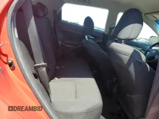 2010 Toyota Matrix z VIN 2T1KU4EE8AC337886, wystawiony jako Copart lot #57044085 z przebiegiem 205 048 mil mil oraz Szkoda całkowita • Salvage title. Historia ofert i sprzedaży dostępna na DreamBid. Obrazek 11.