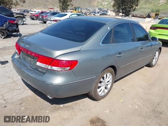 2006 Hyundai Azera SE with VIN KMHFC46F76A100535, listed as a IAAI auction lot 41969960 with 91,131 mi miles and . Bid and sale history available at DreamBid. Image 4.