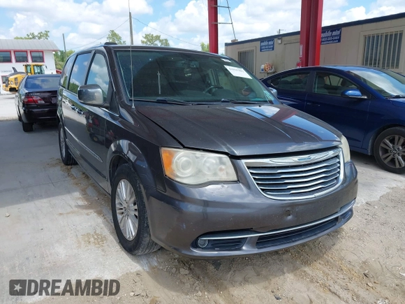 2015 Chrysler Town & Country Limited Platinum with VIN 2C4RC1GG9FR528125, listed as a IAAI auction lot 41925382 with 126,796 mi miles. Bid and sale history available at carsss.com. Image 1.