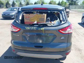 2016 Ford Escape SE z VIN 1FMCU9GX1GUB92472, wystawiony jako IAAI lot #42133744 z przebiegiem 184 000 mil mil oraz . Historia ofert i sprzedaży dostępna na DreamBid. Obrazek 15.