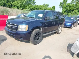 2007 Chevrolet Tahoe LT z VIN 1GNFC13J97J100573, wystawiony jako IAAI lot #42450311 z przebiegiem 234 099 mil mil oraz . Historia ofert i sprzedaży dostępna na DreamBid. Obrazek 2.
